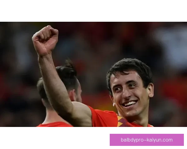 西甲转会看点：各队新援表现持续受到关注，转会市场动态频繁变化